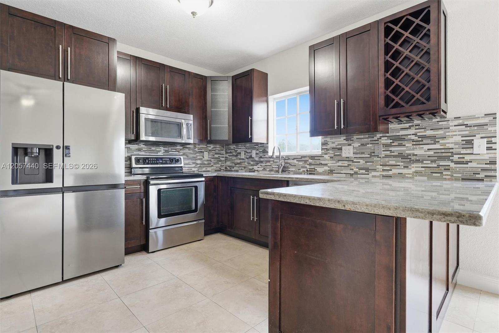 12242 Southwest 148th Terrace Miami, FL 33186 - Photo 7 of 51 Gallery Image 7