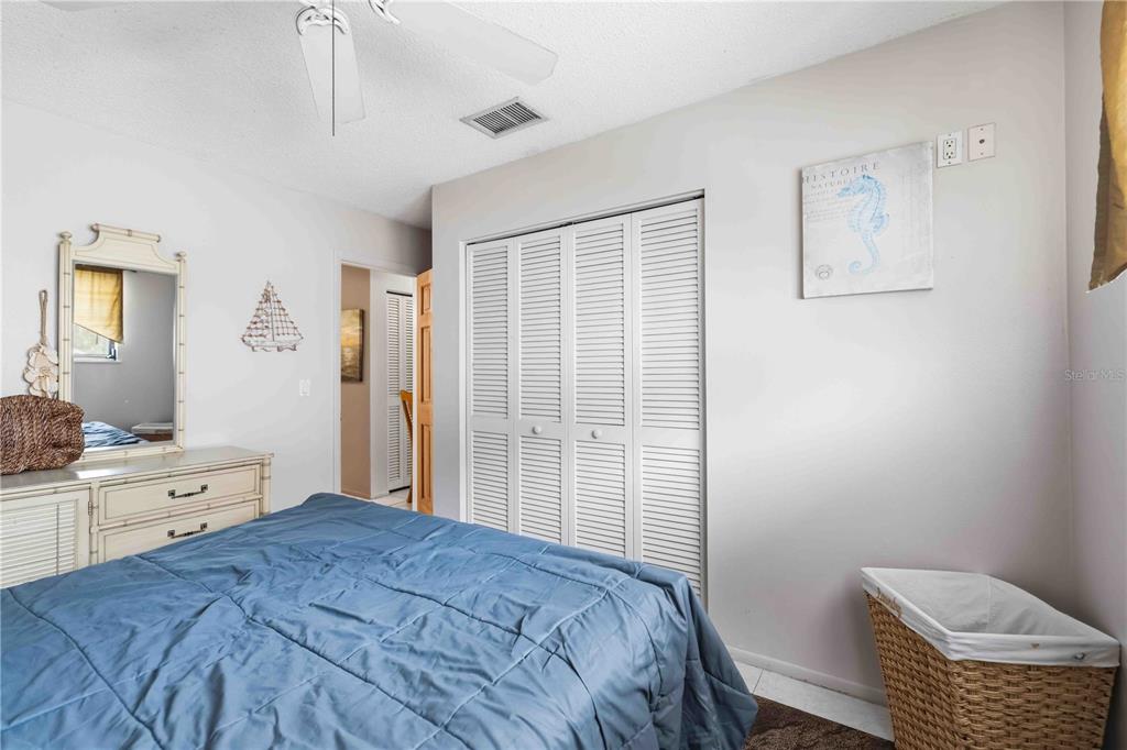 9034 Midnight Pass Road, Unit 6 Sarasota, FL 34242 - Photo 24 of 38 Gallery Image 24