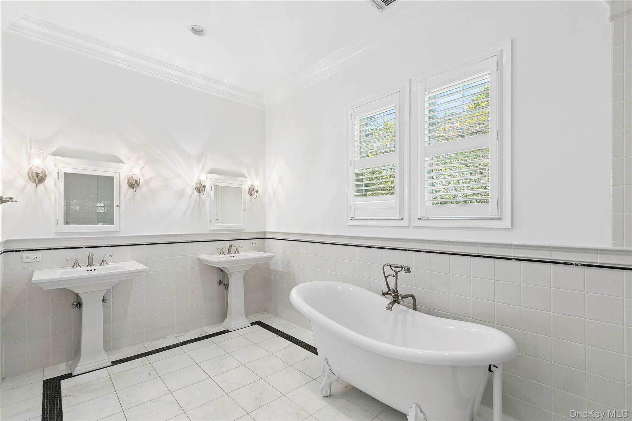 41 Edgewood Avenue Bridgehampton, NY 11932 - Photo 10 of 21