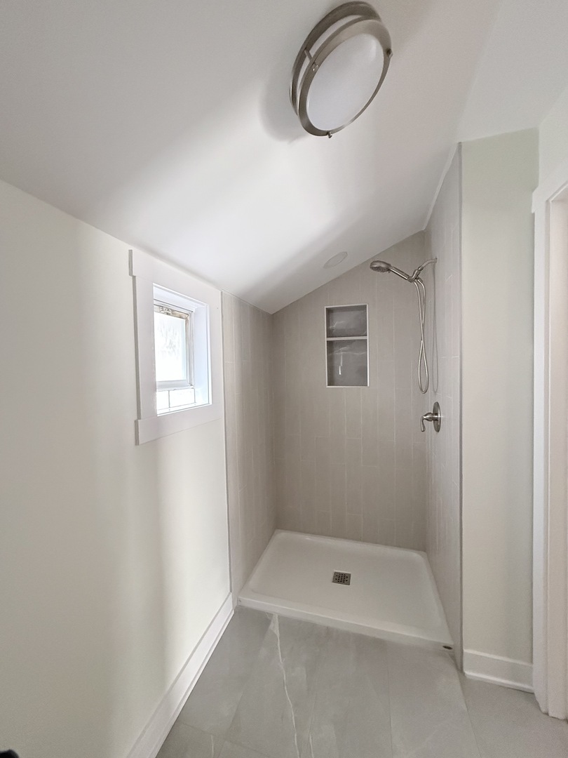 315 West 111th Street, Unit 2 Chicago, IL 60628 - Photo 12 of 19