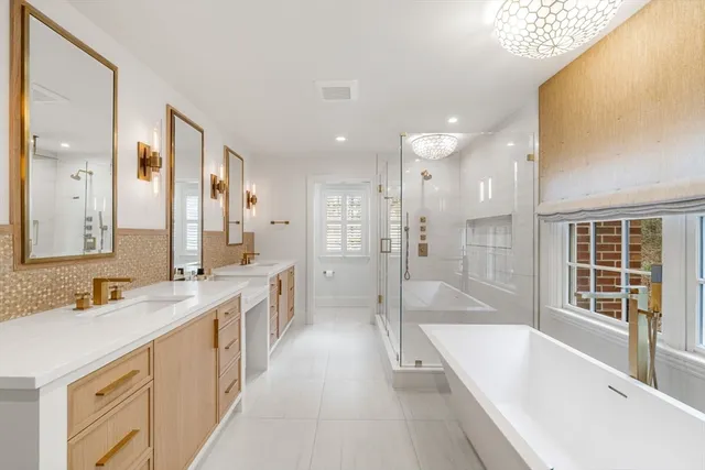 $4,300,000 | 81 Montvale Road, Weston, MA 02493