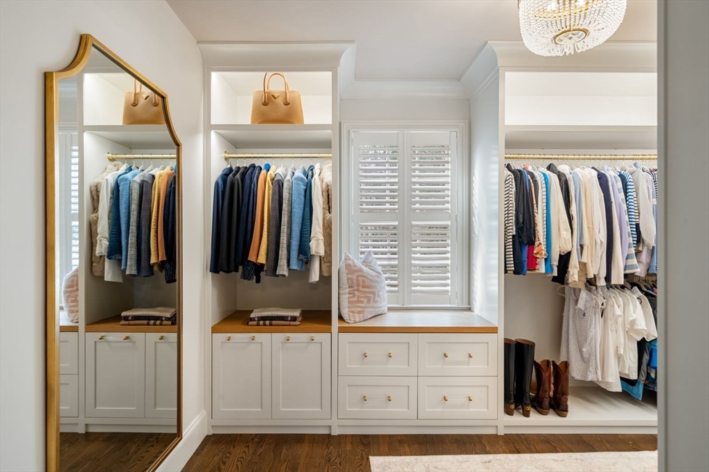 81 Montvale Road Weston, MA 02493 - Photo 24 of 42