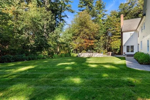 $4,300,000 | 81 Montvale Road, Weston, MA 02493