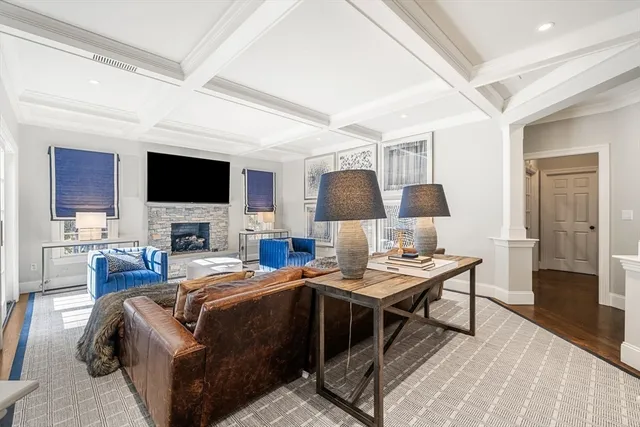 $4,300,000 | 81 Montvale Road, Weston, MA 02493