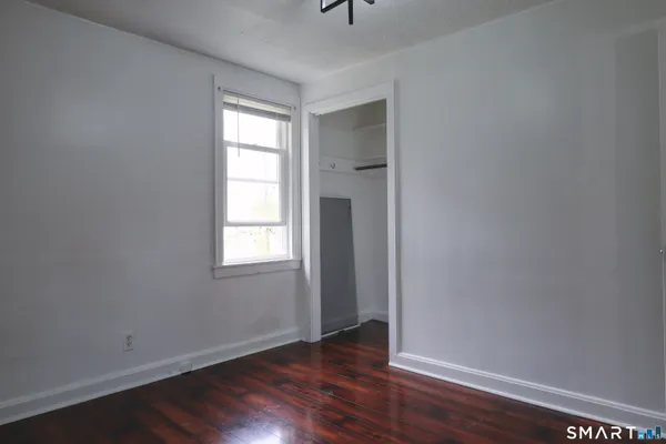 $1,800 | 57 Ridgeview Circle, New London, CT 06320