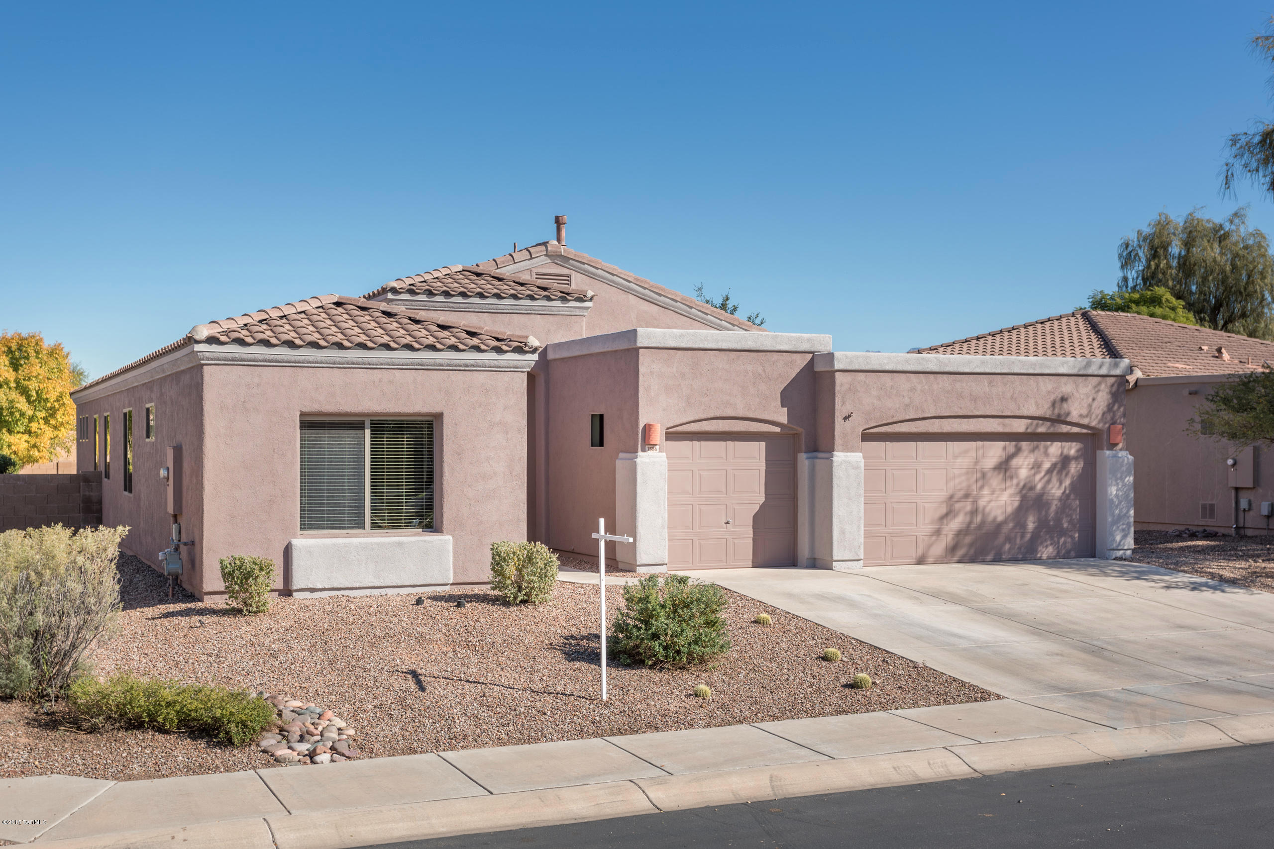 7586 West Sugar Ranch Road Tucson, AZ 85743 - Photo 3 of 26