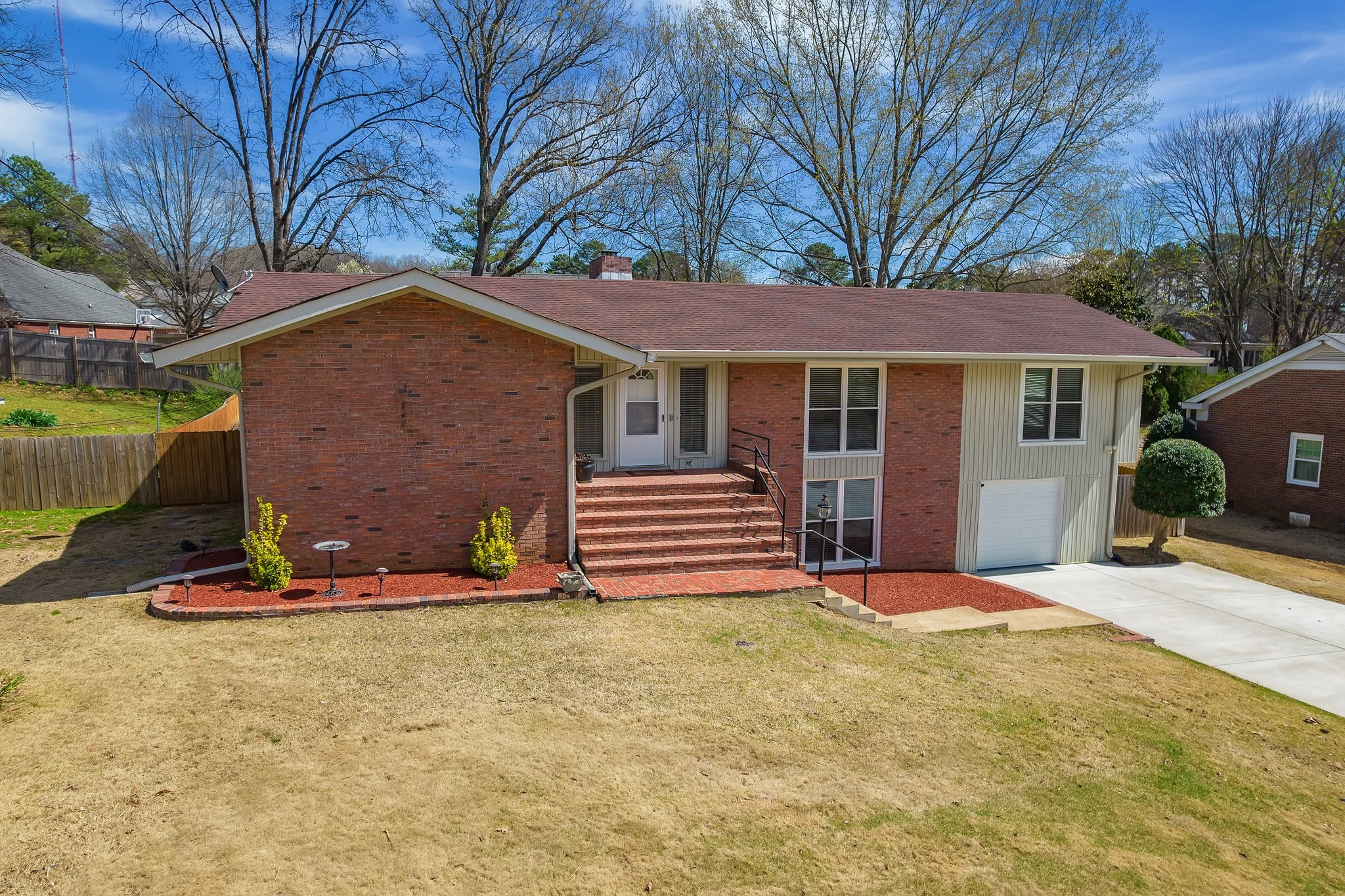 596 Russell Road Jackson, TN 38301 - Photo 1 of 34 Gallery Image 1