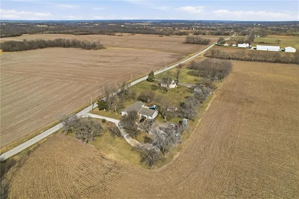 $589,950 | 13641 Hollingsworth Road, Kansas City, KS 66109