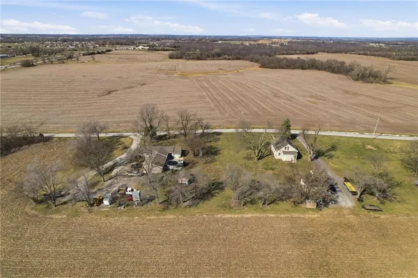 $589,950 | 13641 Hollingsworth Road, Kansas City, KS 66109