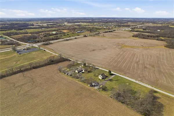 $589,950 | 13641 Hollingsworth Road, Kansas City, KS 66109