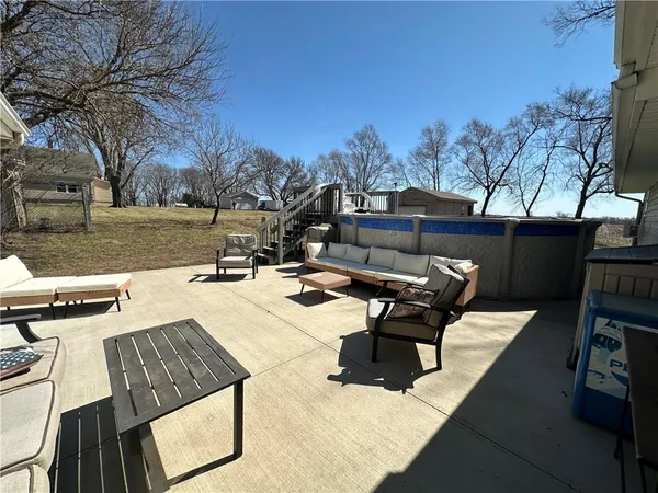 $589,950 | 13641 Hollingsworth Road, Kansas City, KS 66109