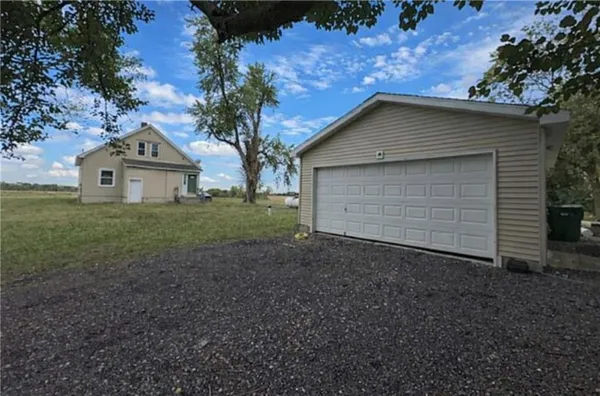 $589,950 | 13641 Hollingsworth Road, Kansas City, KS 66109