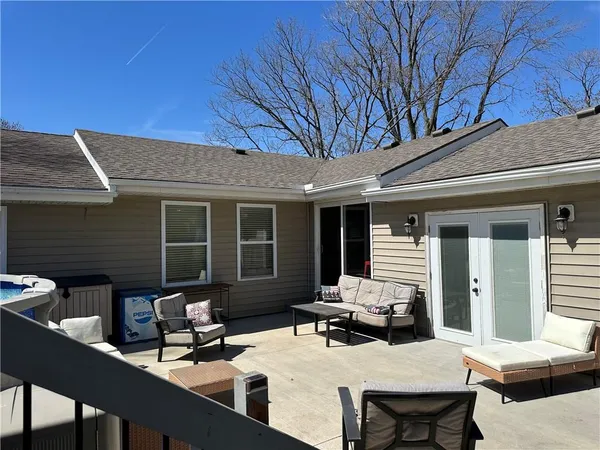 $589,950 | 13641 Hollingsworth Road, Kansas City, KS 66109