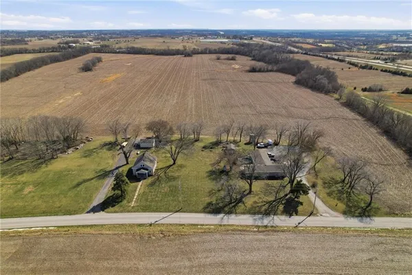 $589,950 | 13641 Hollingsworth Road, Kansas City, KS 66109