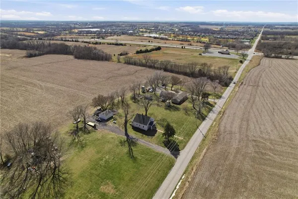 $589,950 | 13641 Hollingsworth Road, Kansas City, KS 66109