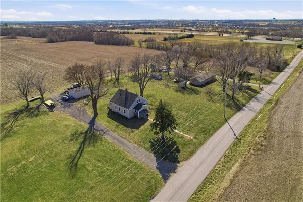 $589,950 | 13641 Hollingsworth Road, Kansas City, KS 66109