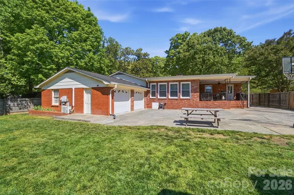 $442,000 | 1205 Woodland Avenue, Monroe, NC 28112