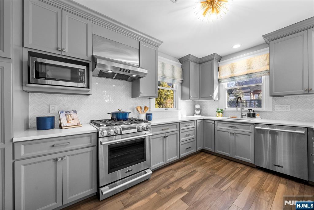 163 Hampton Place Ridgewood, NJ 07450 - Photo 17 of 44