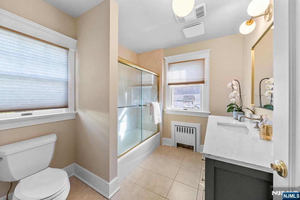 163 Hampton Place Ridgewood, NJ 07450 - Photo 32 of 44