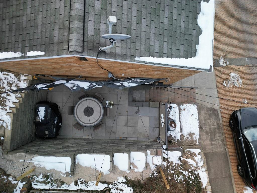 7608 Cheyenne Street Pittsburgh, PA 15218 - Photo 7 of 33 a view of washer and dryer