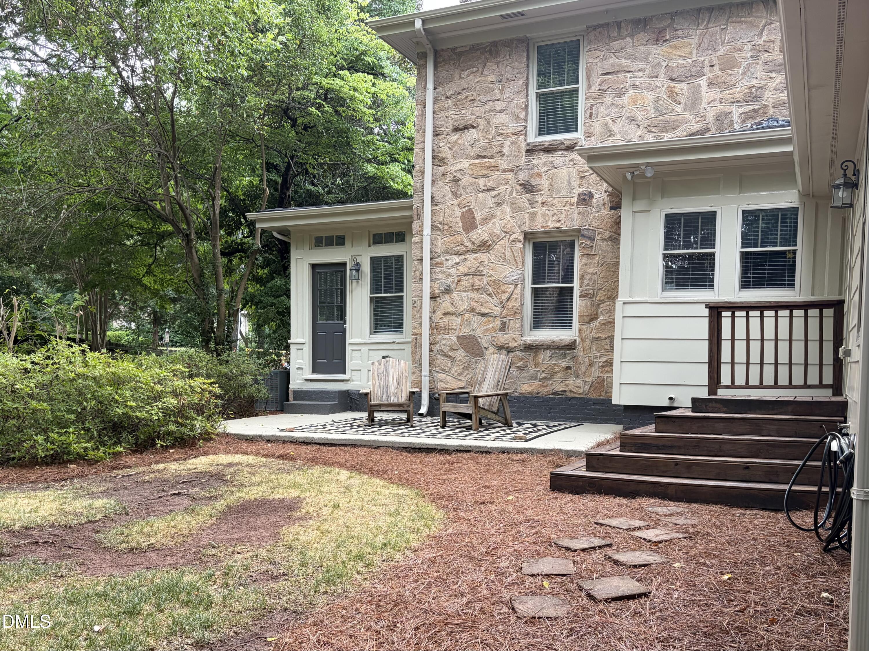 2608 Clark Avenue Raleigh, NC 27607 - Photo 7 of 41
