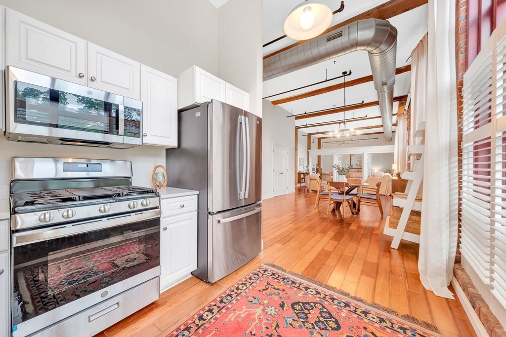 39 Millyard, Unit 105 Amesbury, MA 01913 - Photo 10 of 34