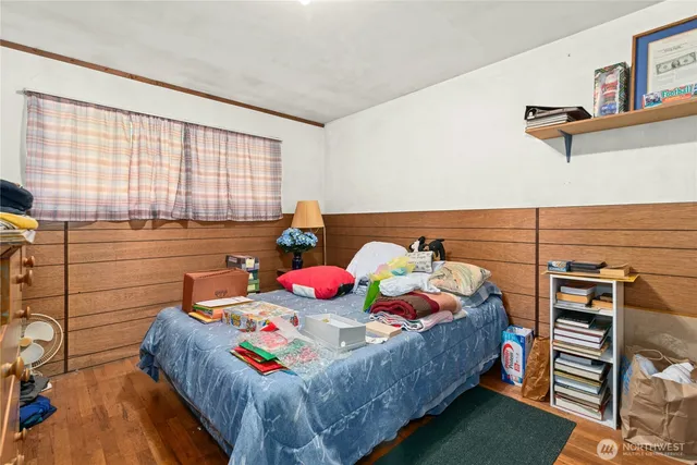 $579,999 | 18016 North Park Avenue North, Shoreline, WA 98133