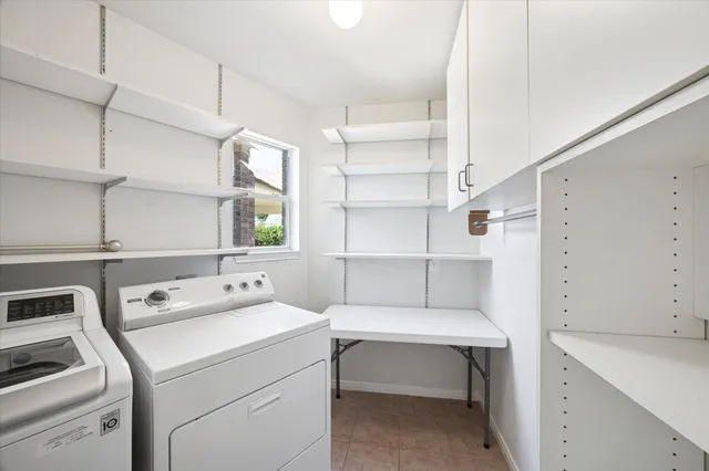 $3,600 | 501 Pine Bluff Drive, Friendswood, TX 77546