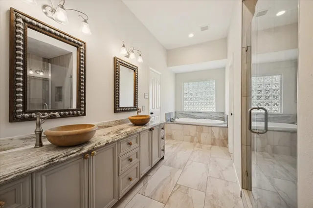 $3,600 | 501 Pine Bluff Drive, Friendswood, TX 77546