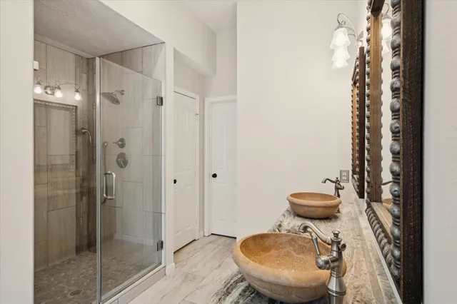 $3,600 | 501 Pine Bluff Drive, Friendswood, TX 77546