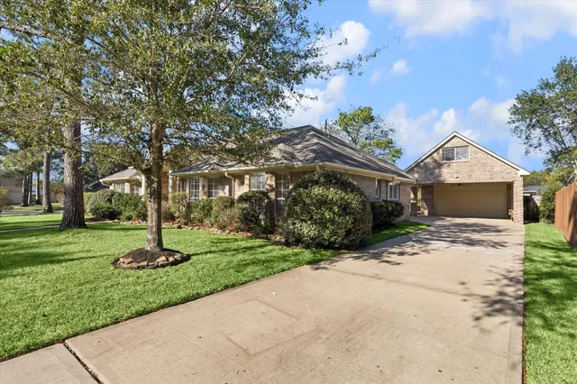 $3,600 | 501 Pine Bluff Drive, Friendswood, TX 77546