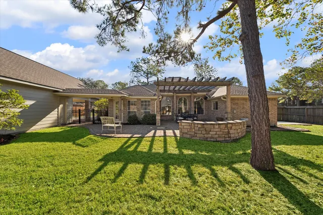 $3,600 | 501 Pine Bluff Drive, Friendswood, TX 77546