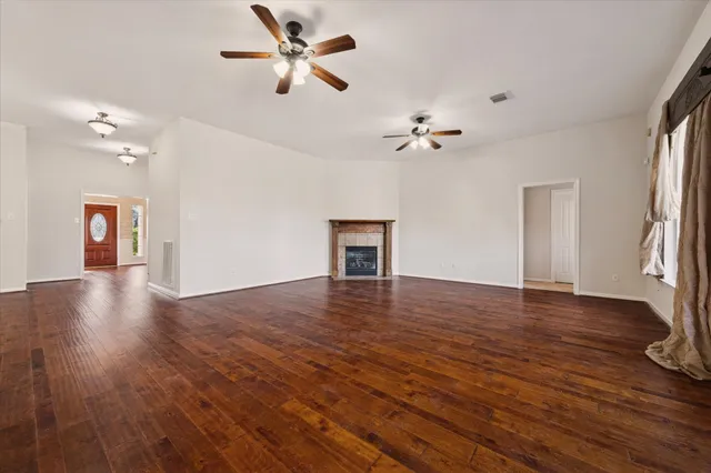 $3,600 | 501 Pine Bluff Drive, Friendswood, TX 77546