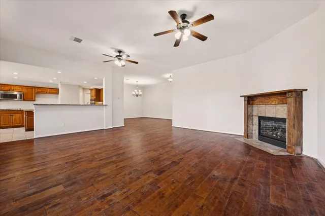 $3,600 | 501 Pine Bluff Drive, Friendswood, TX 77546