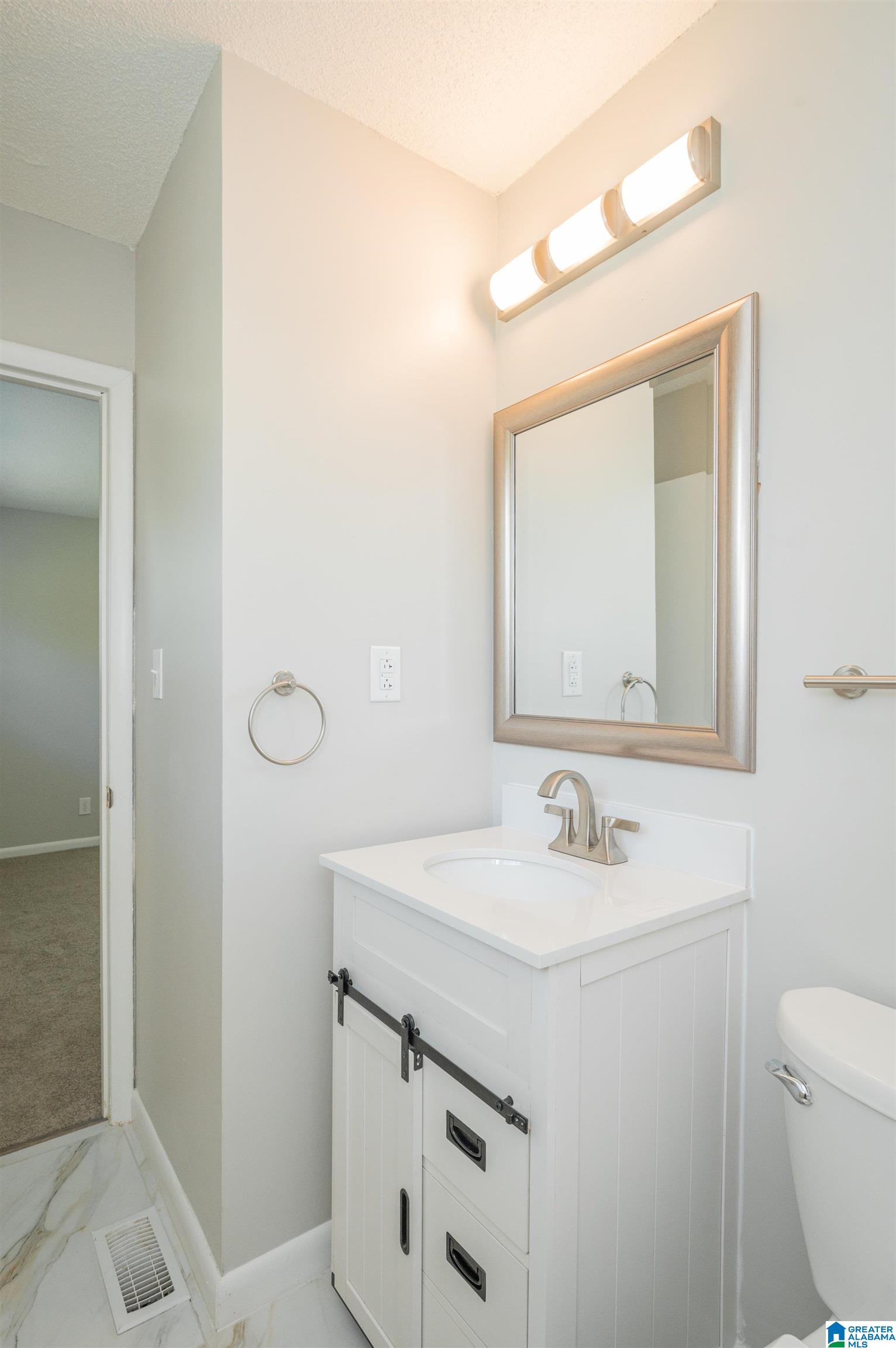 2904 Clement Street Adamsville, AL 35005 - Photo 16 of 33