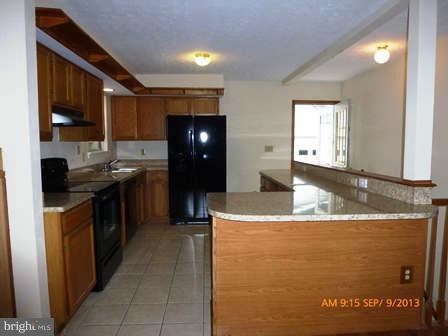 705 Gray Fox Road Harpers Ferry, WV 25425 - Photo 3 of 25 Kitchen