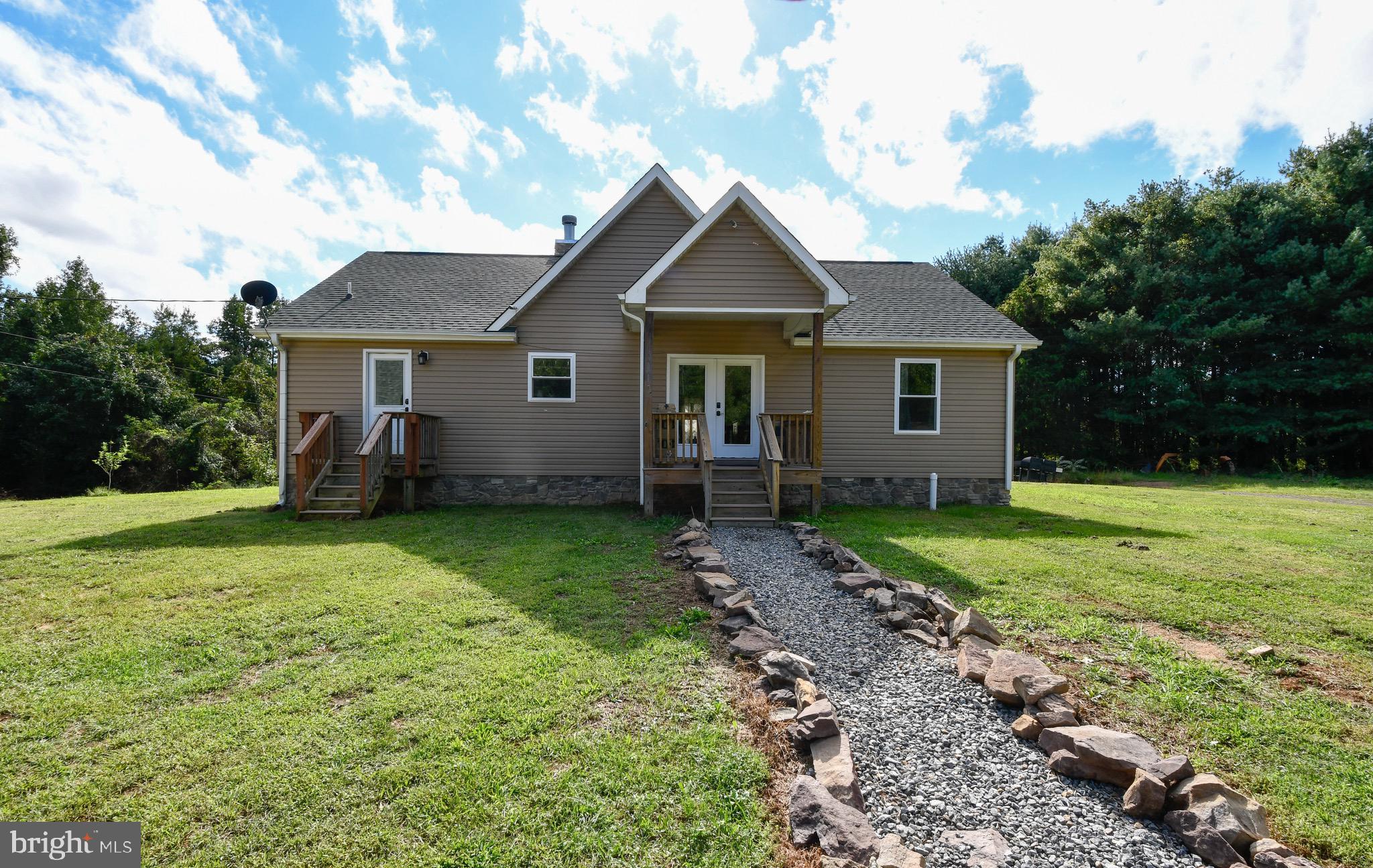 210 Brodfield Road Colonial Beach, VA 22443 - Photo 11 of 37