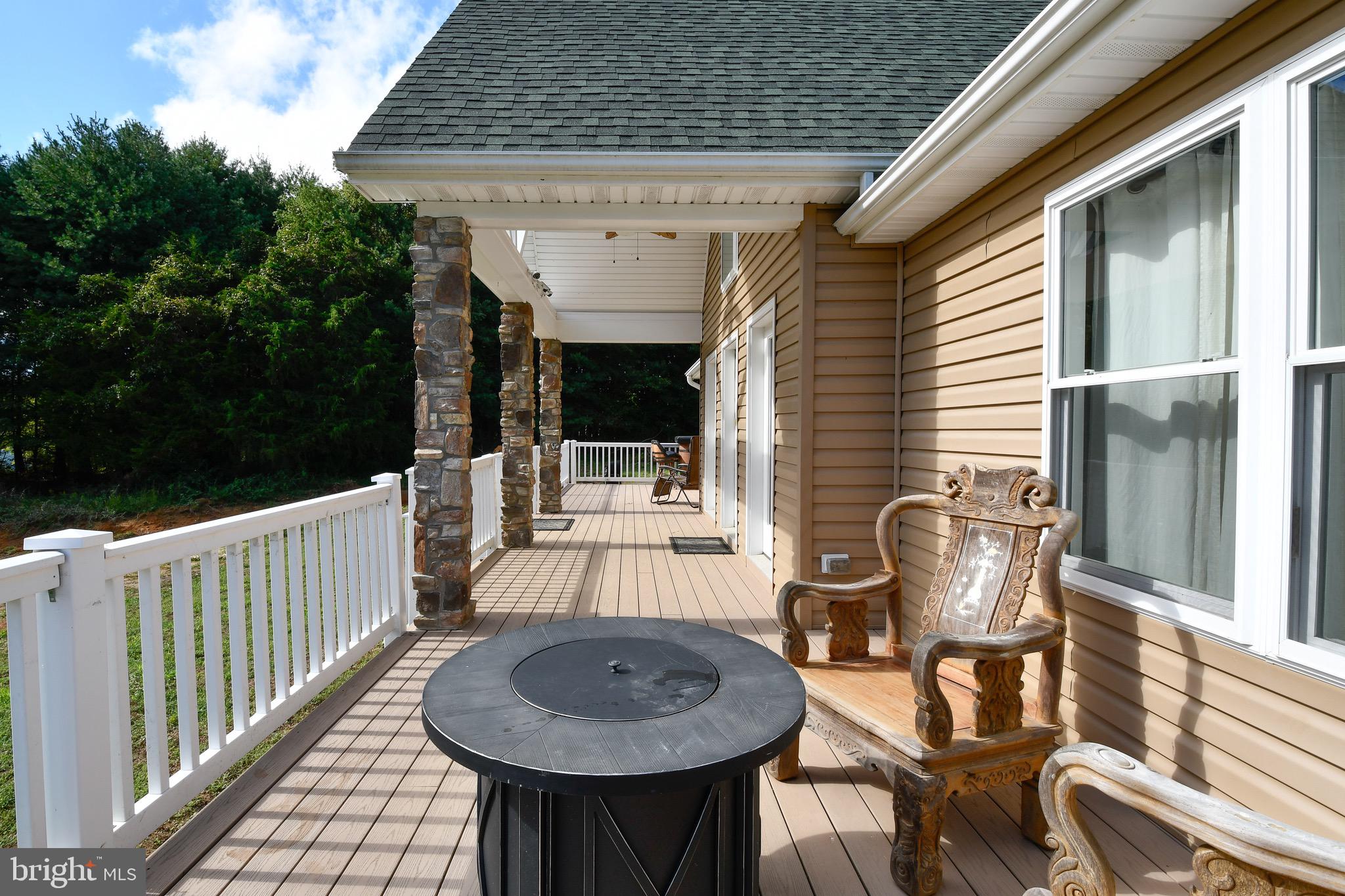 210 Brodfield Road Colonial Beach, VA 22443 - Photo 3 of 37