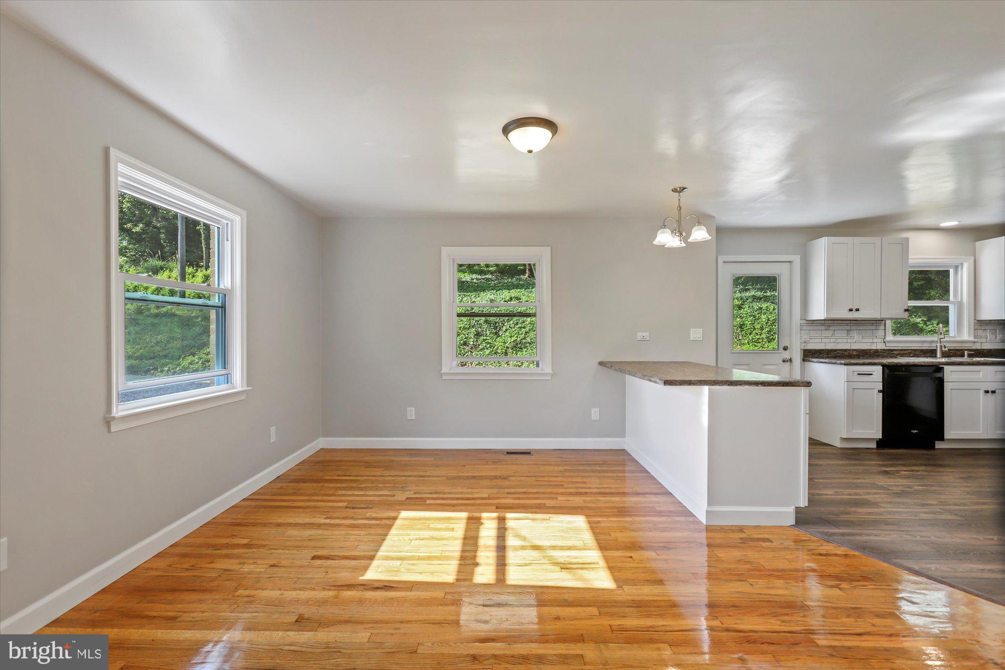 209 Clearview Road New Cumberland, PA 17070 - Photo 11 of 32 Gallery Image 11