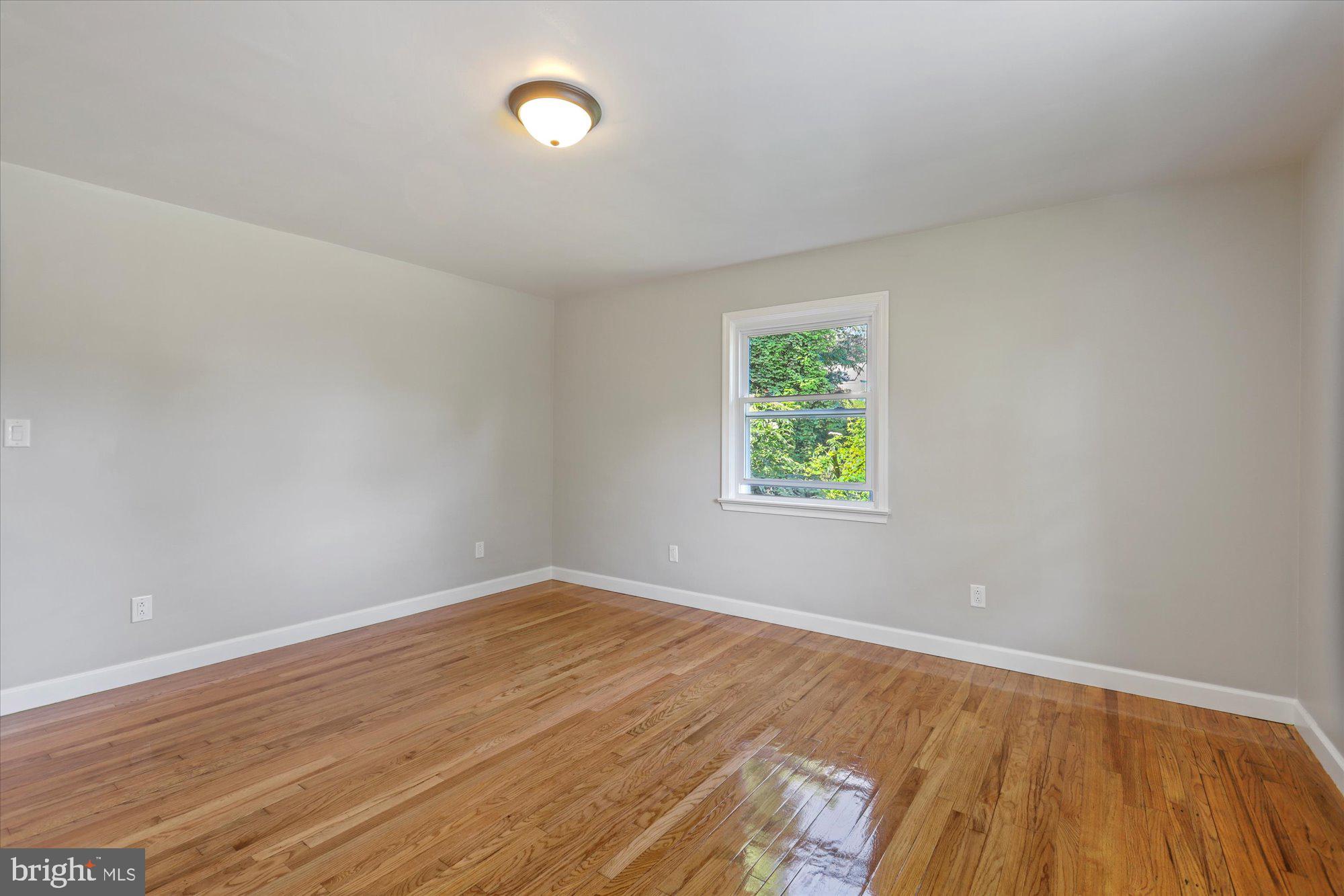 209 Clearview Road New Cumberland, PA 17070 - Photo 12 of 32 Gallery Image 12
