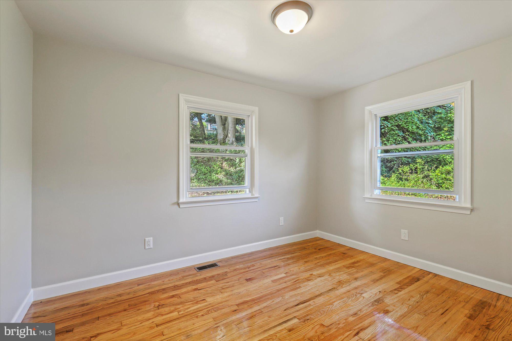 209 Clearview Road New Cumberland, PA 17070 - Photo 14 of 32 Gallery Image 14