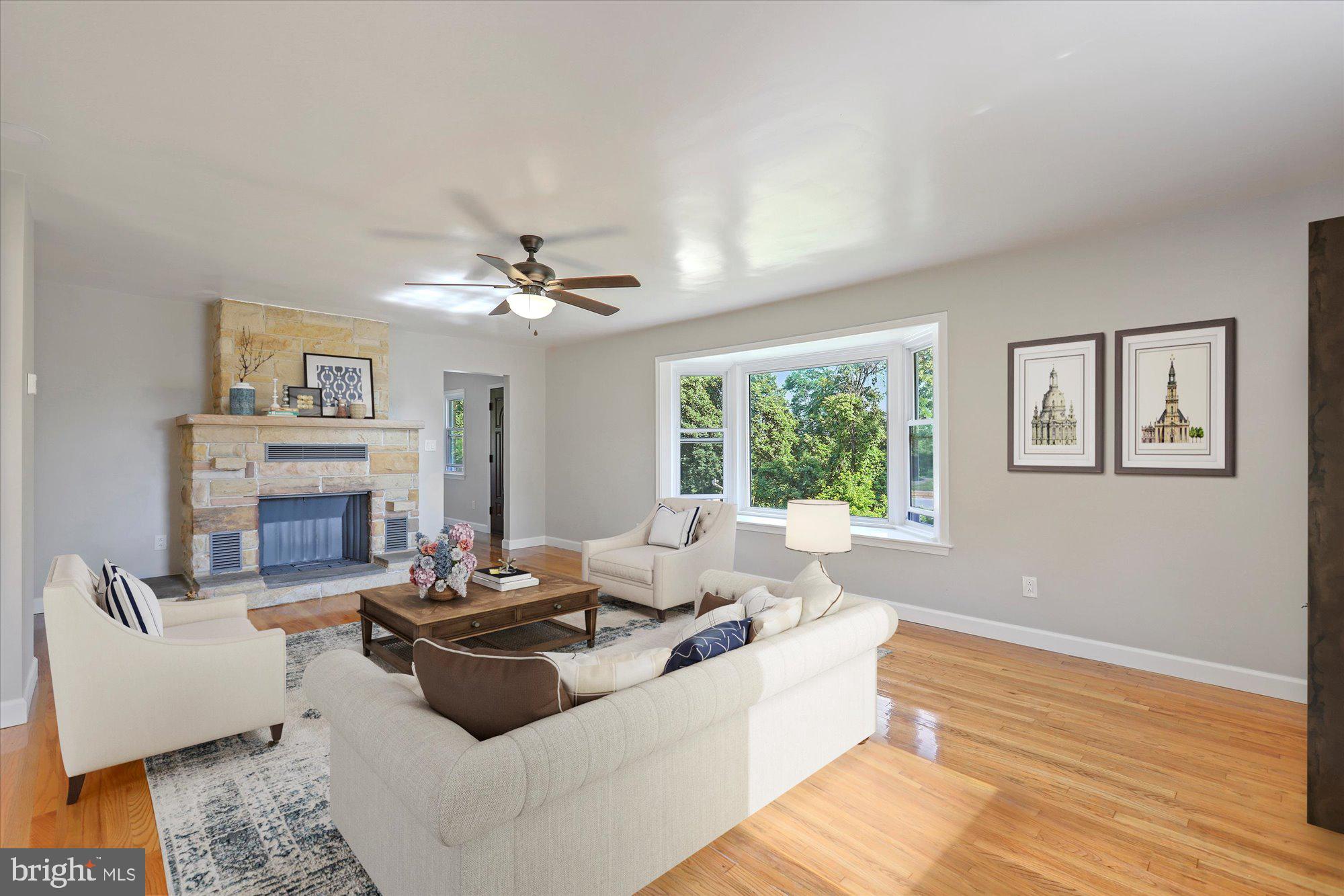 209 Clearview Road New Cumberland, PA 17070 - Photo 4 of 32 Photo is virtually staged
