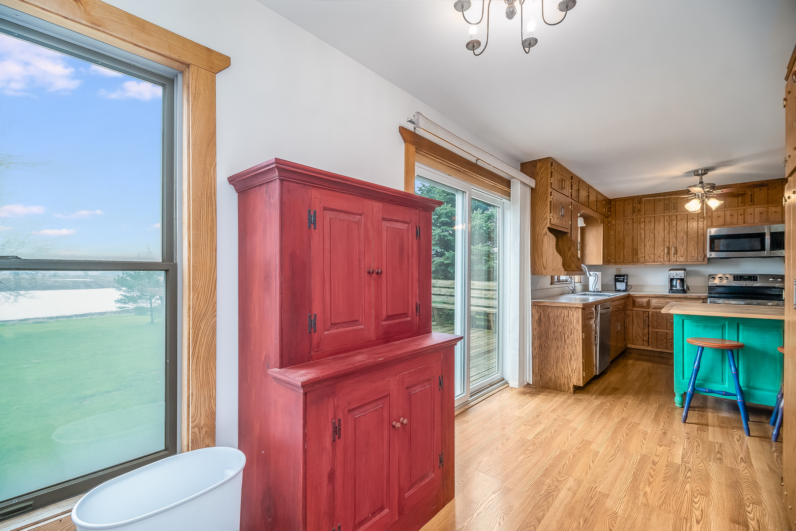 11N236 Chapman Road Hampshire, IL 60140 - Photo 8 of 43