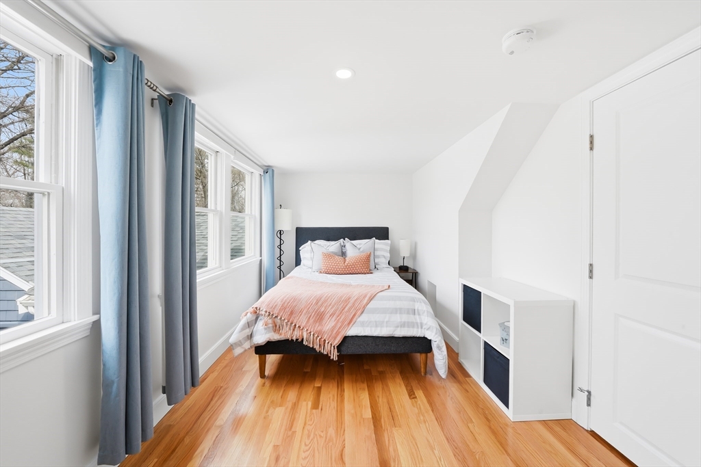 117 Cedar Street Lexington, MA 02421 - Photo 37 of 42