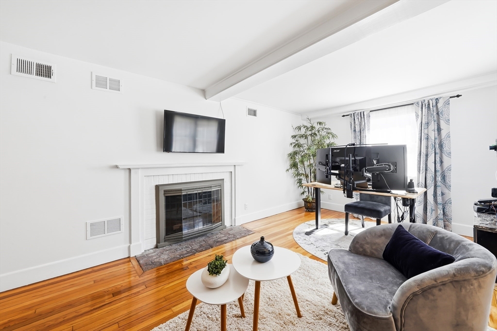 117 Cedar Street Lexington, MA 02421 - Photo 6 of 42