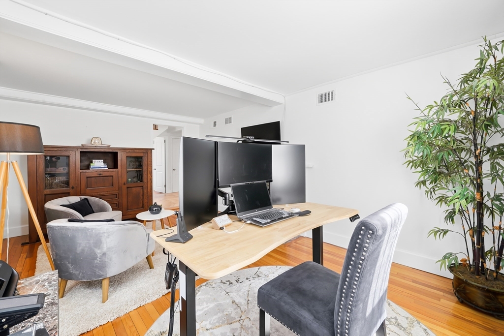 117 Cedar Street Lexington, MA 02421 - Photo 7 of 42