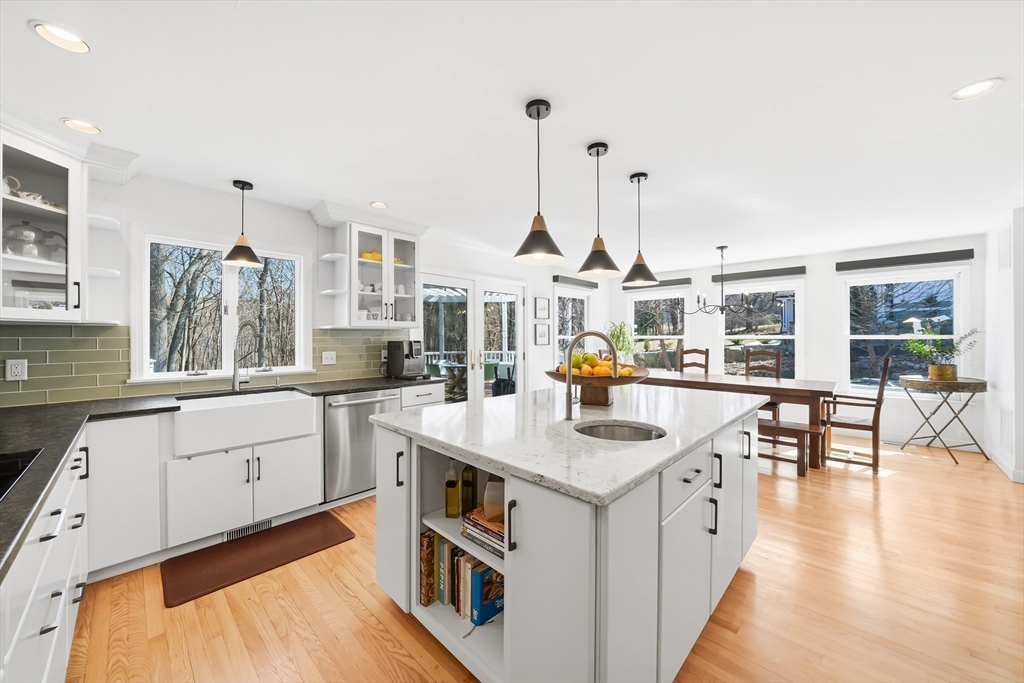 117 Cedar Street Lexington, MA 02421 - Photo 8 of 42