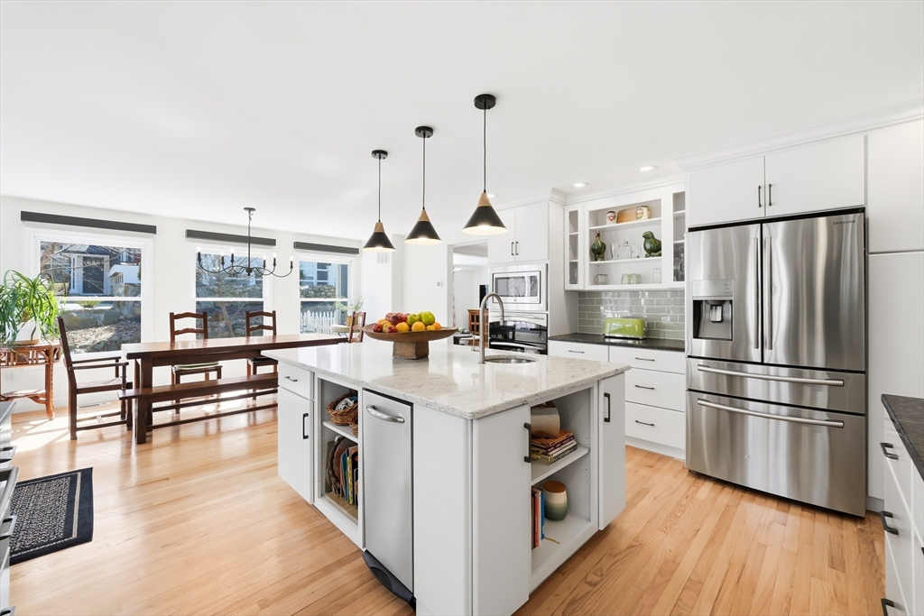 117 Cedar Street Lexington, MA 02421 - Photo 9 of 42