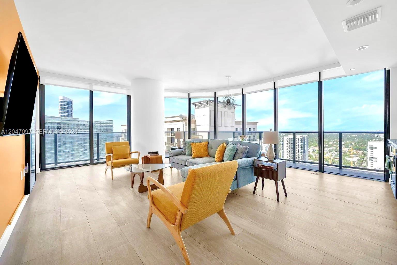 55 Southwest 9th Street, Unit 3306 Miami, FL 33130 - Photo 1 of 31