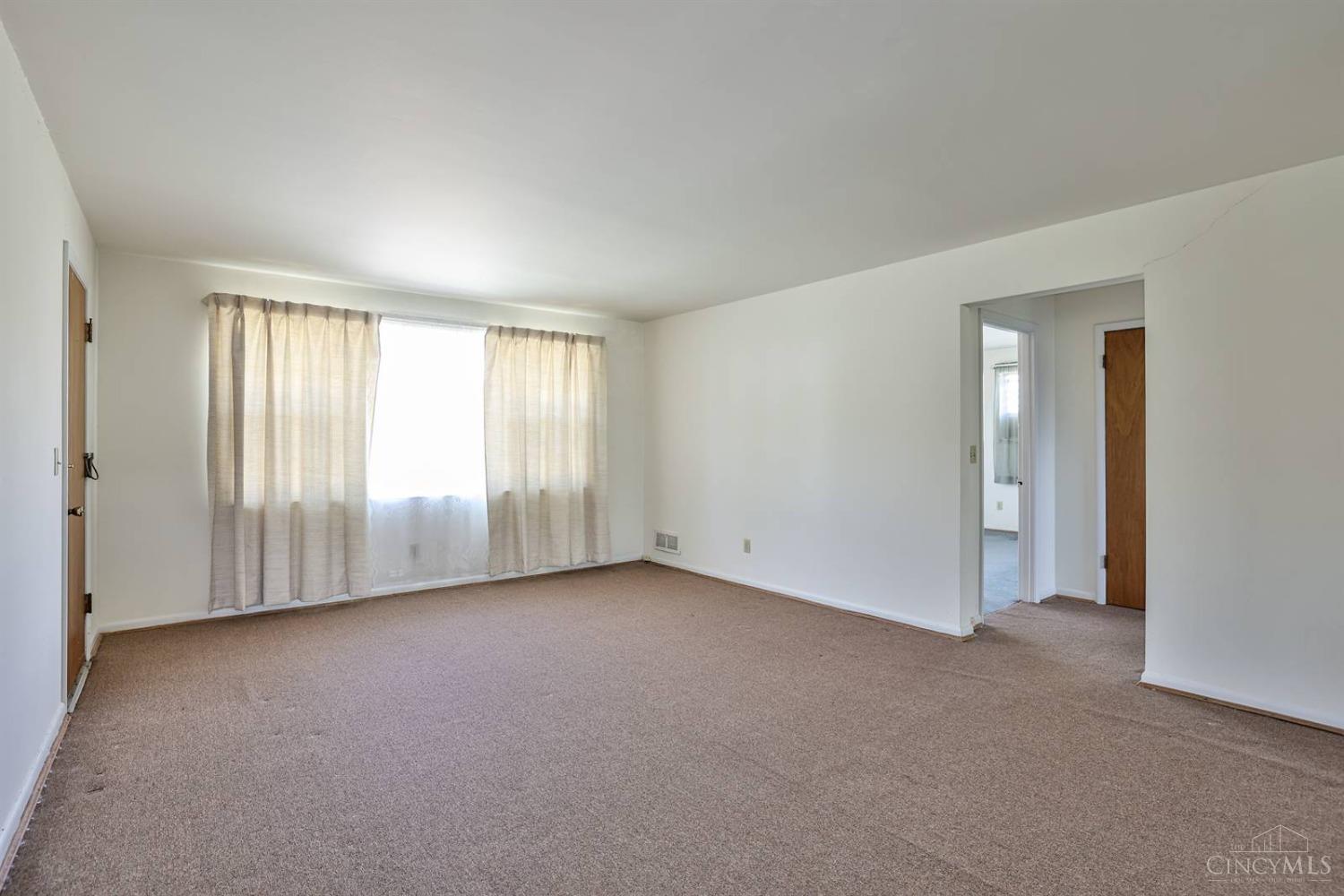 6138 Red Bank Road Cincinnati, OH 45213 - Photo 23 of 31 Gallery Image 23